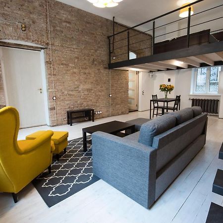 Stylish Studio Apartment In The Heart Of Riga Exteriör bild